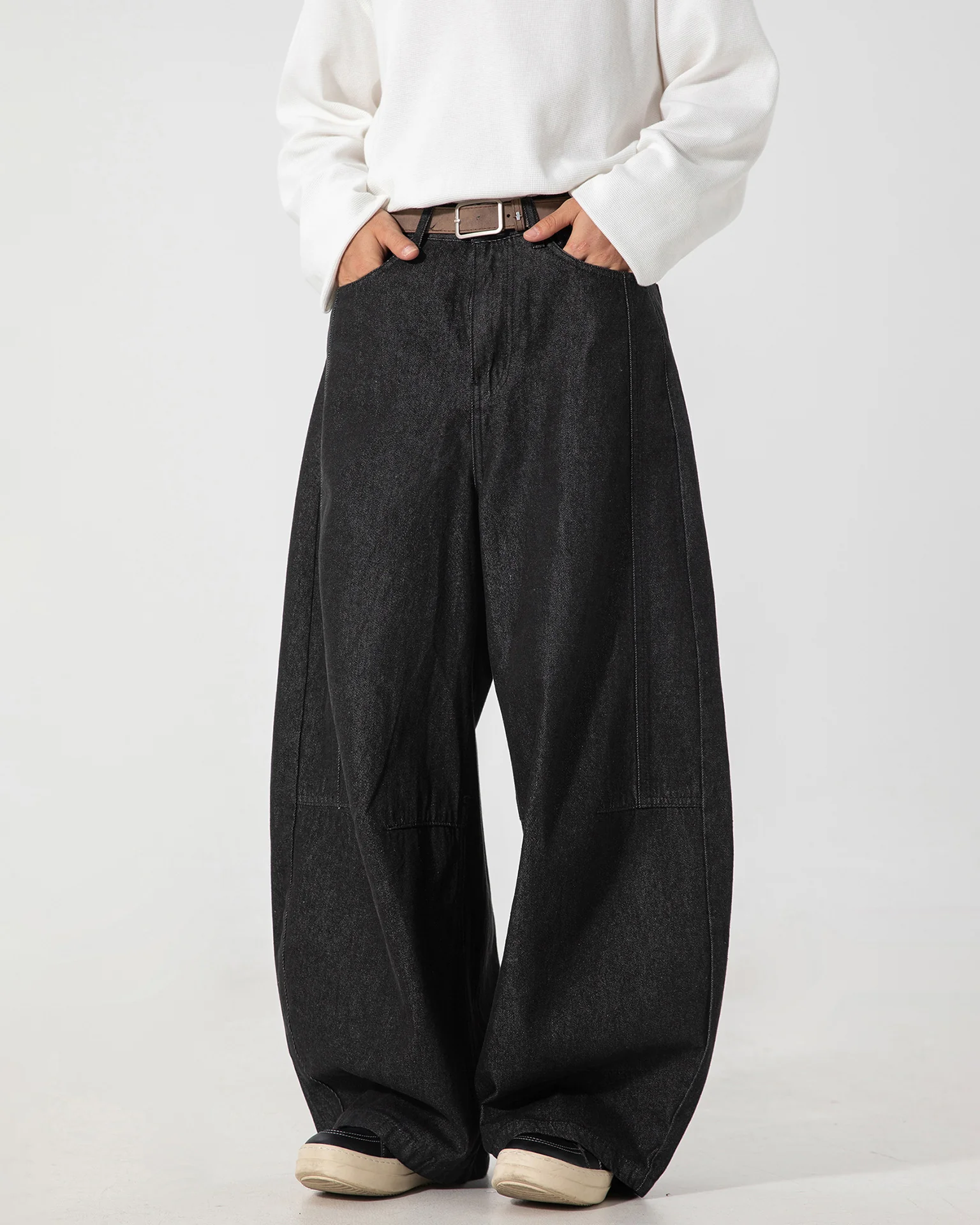 American Vintage Raw Denim Scimitar Jeans - Image 4