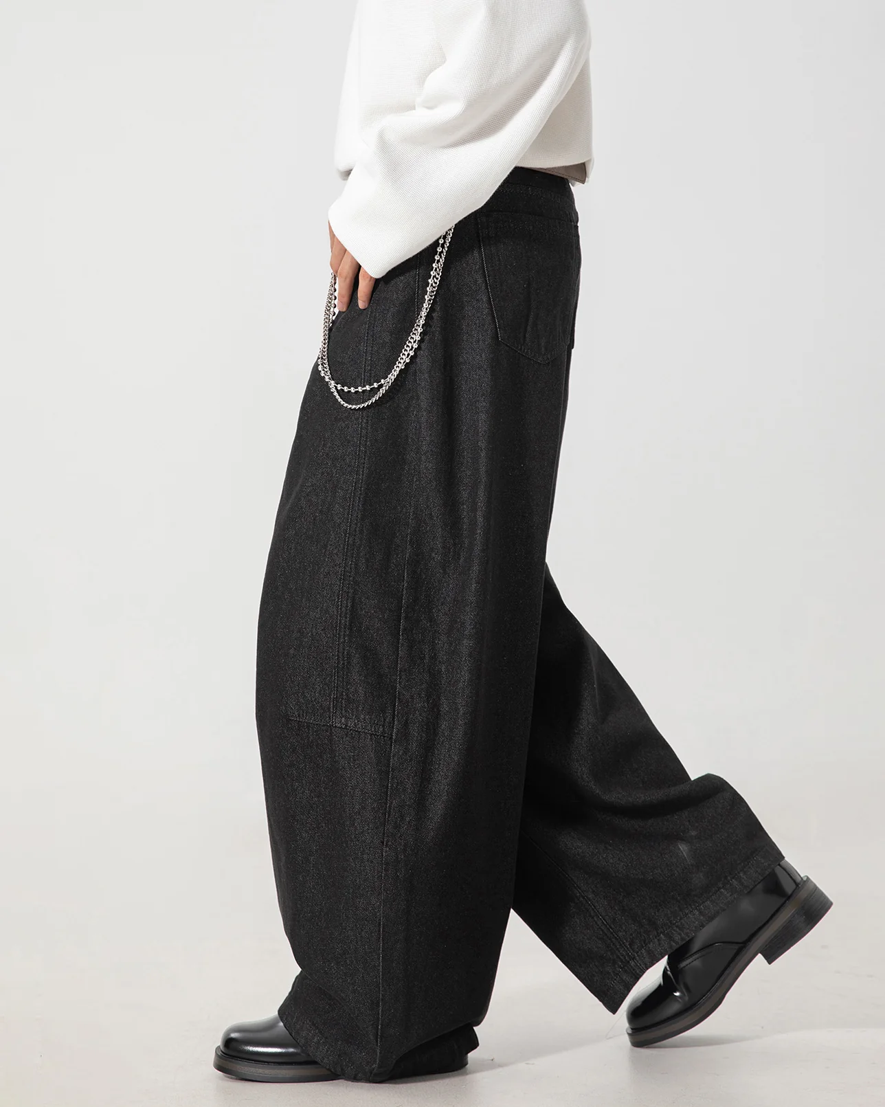 American Vintage Raw Denim Scimitar Jeans - Image 5