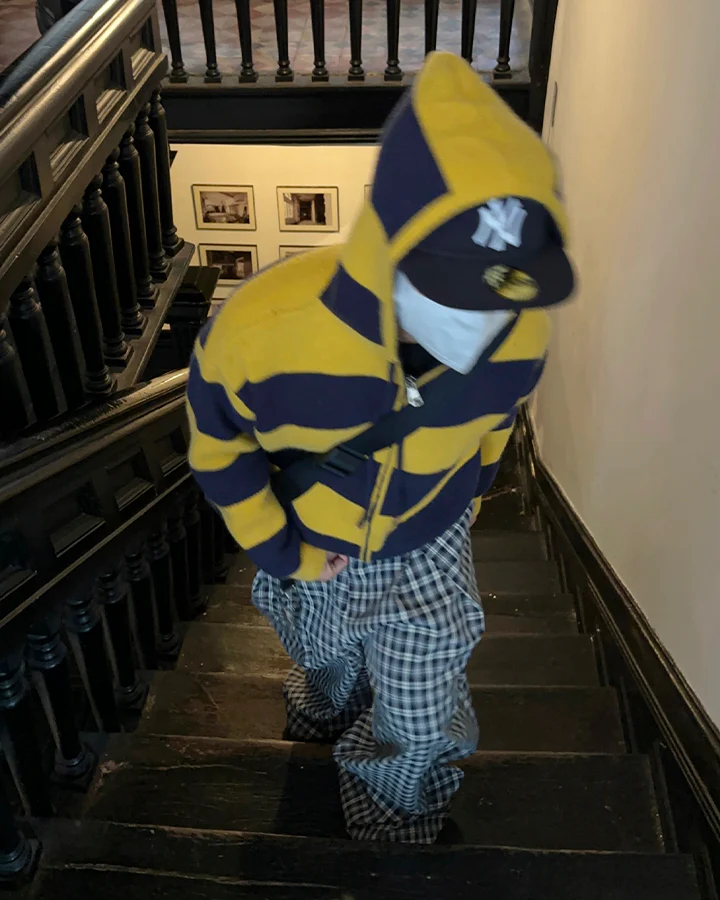 American Vintage Striped Hooded Sweater - Image 4
