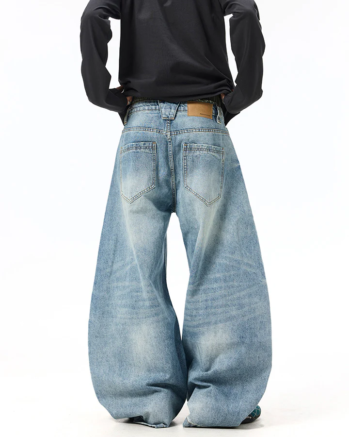 American Vintage Washed Hook Curved Jeans - Image 8