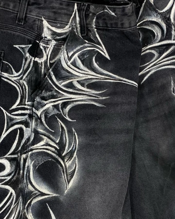 American Vintage Washed Tribal Print Denim Shorts - Image 6