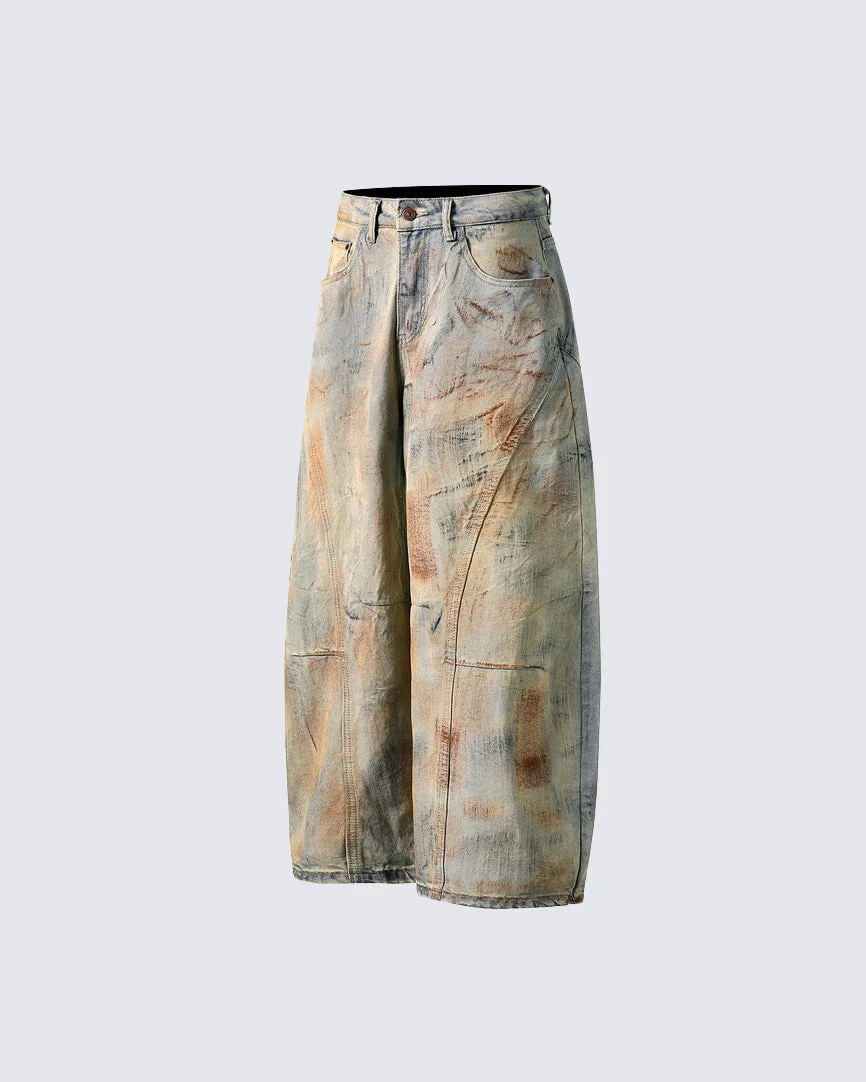 Arc-Cut Distressed Wide-Leg Jeans - Image 11