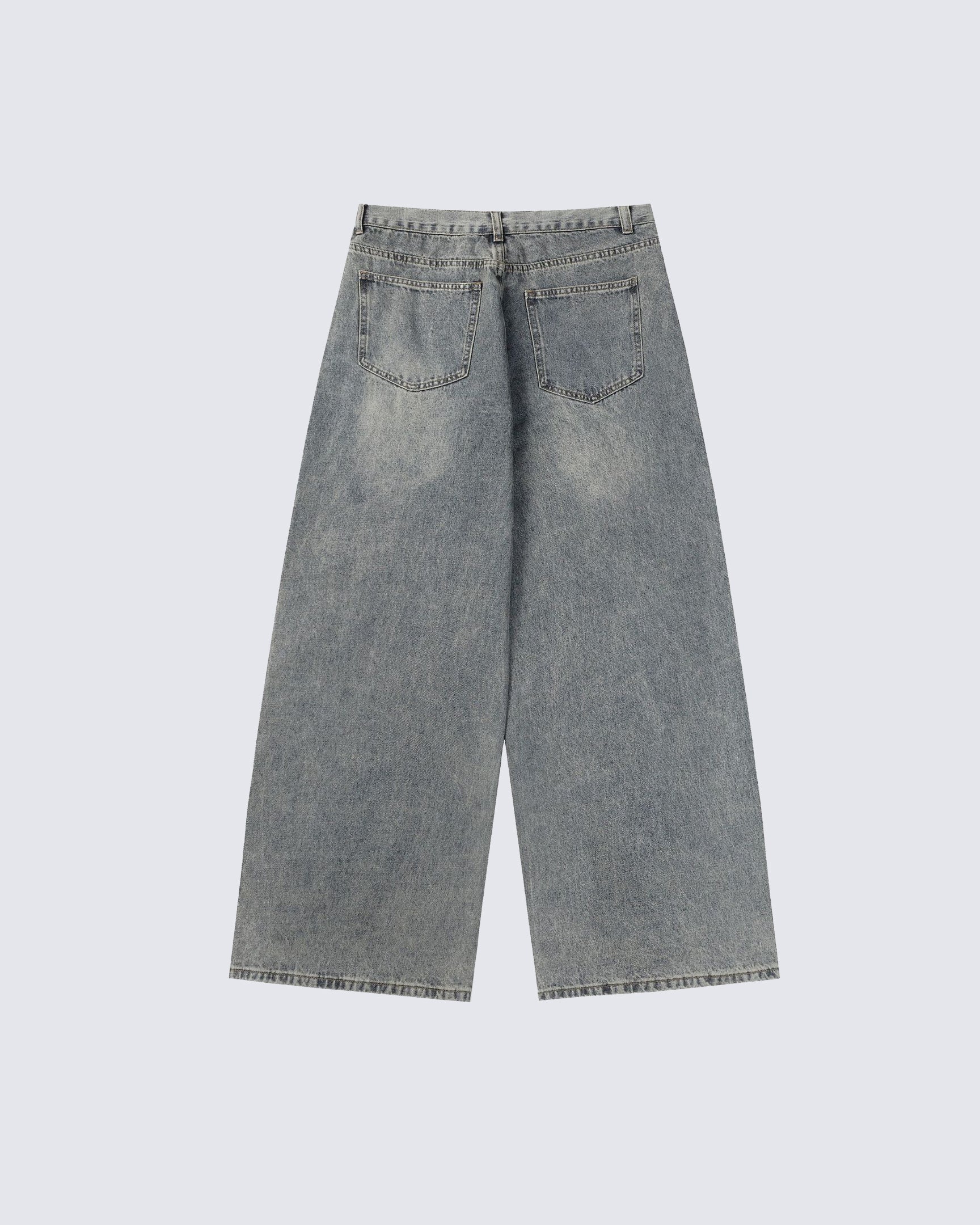 March 2024Baggy Star Patch Denim Jeans - Image 2