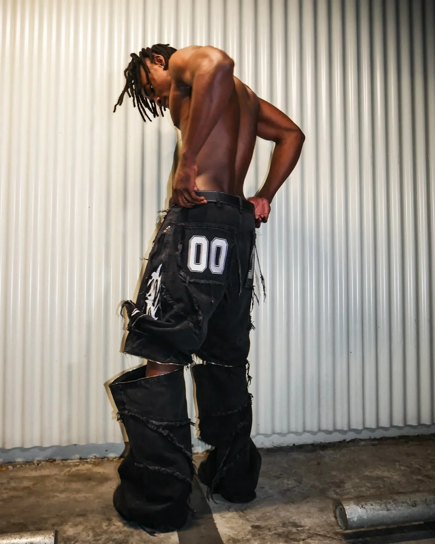 Gothic Spiral Distressed Convertible Jeans - Image 2