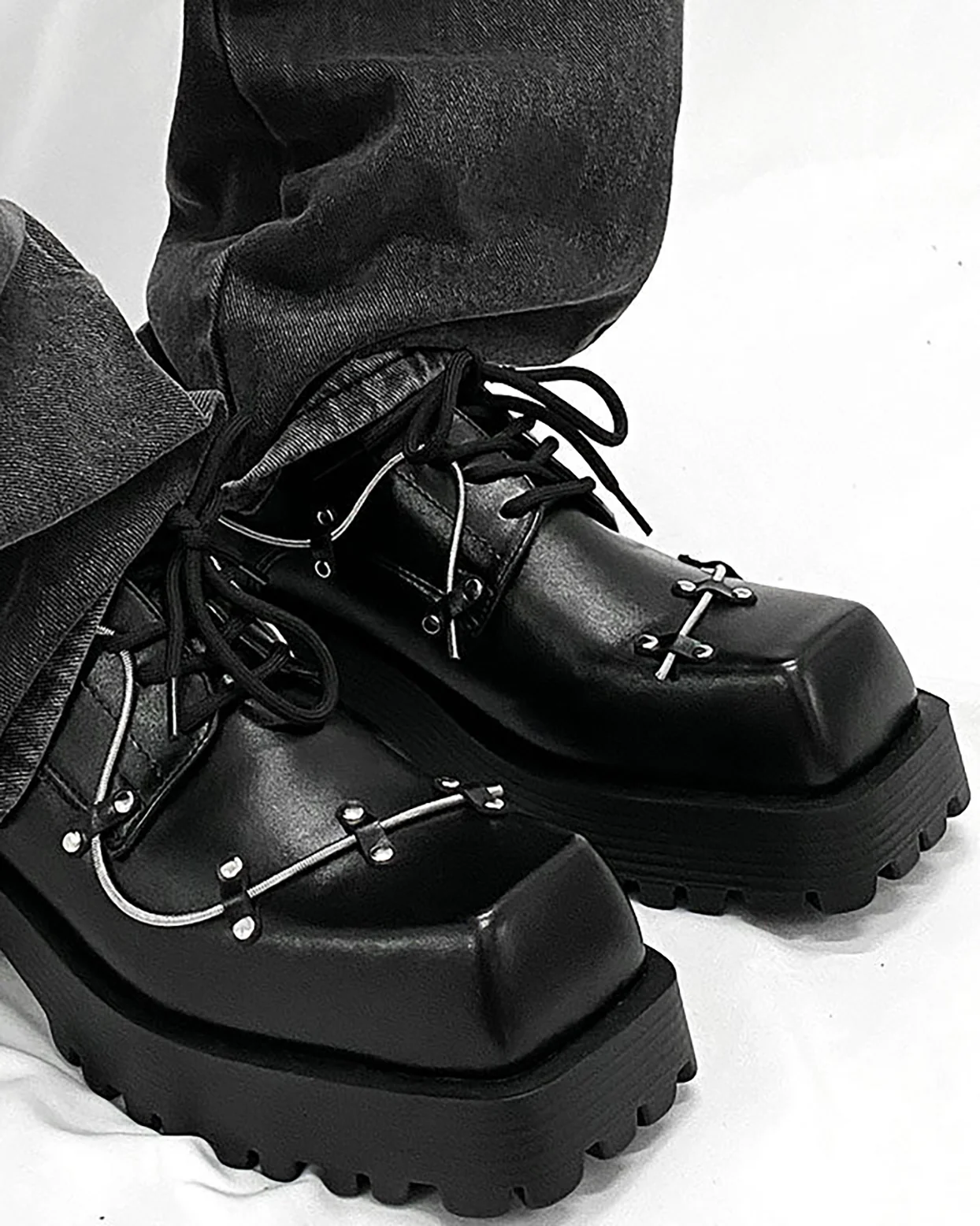 Chunky Sole Retro Streetwear Footwear - Image 3