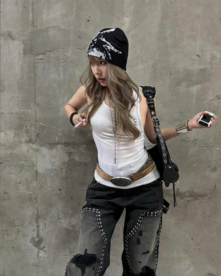 Cool Stylish Graphic Knit Beanie - Image 12