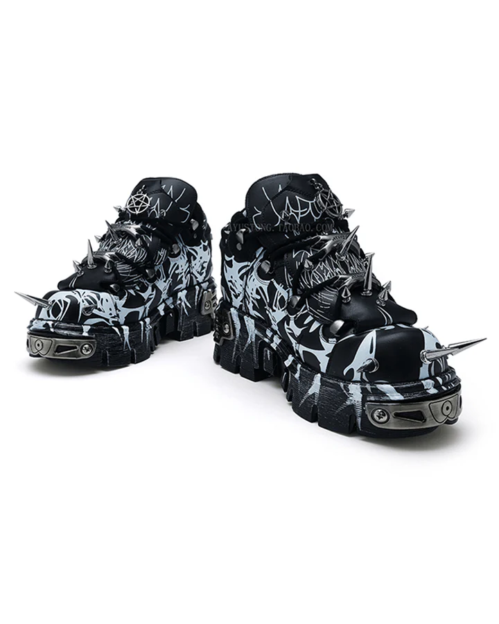 Cyberpunk Spike Armor Sneakers - Image 3