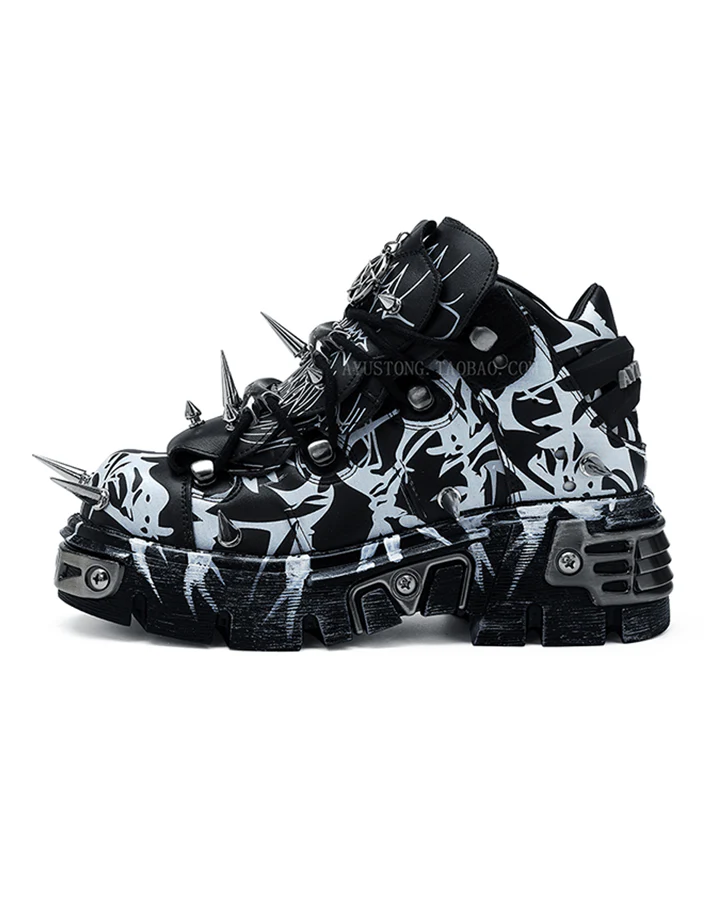 Cyberpunk Spike Armor Sneakers - Image 5