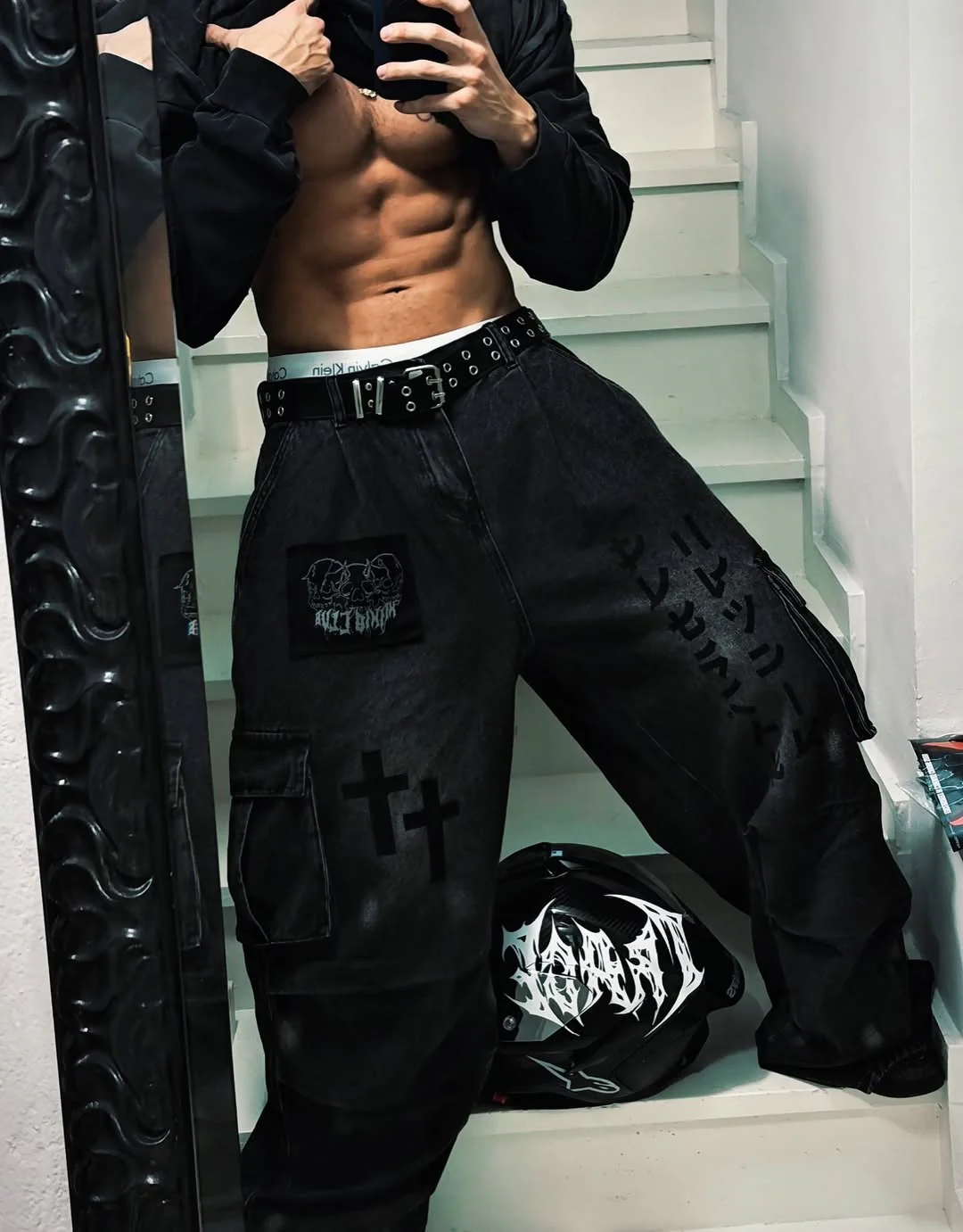 Dark Graffiti Patchwork Cargo Jeans（Free Belt and Chain Included） - Image 2