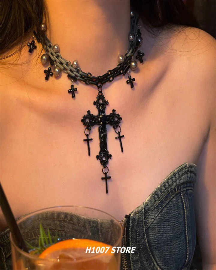 Gothic Cross Layered Necklace - Image 3