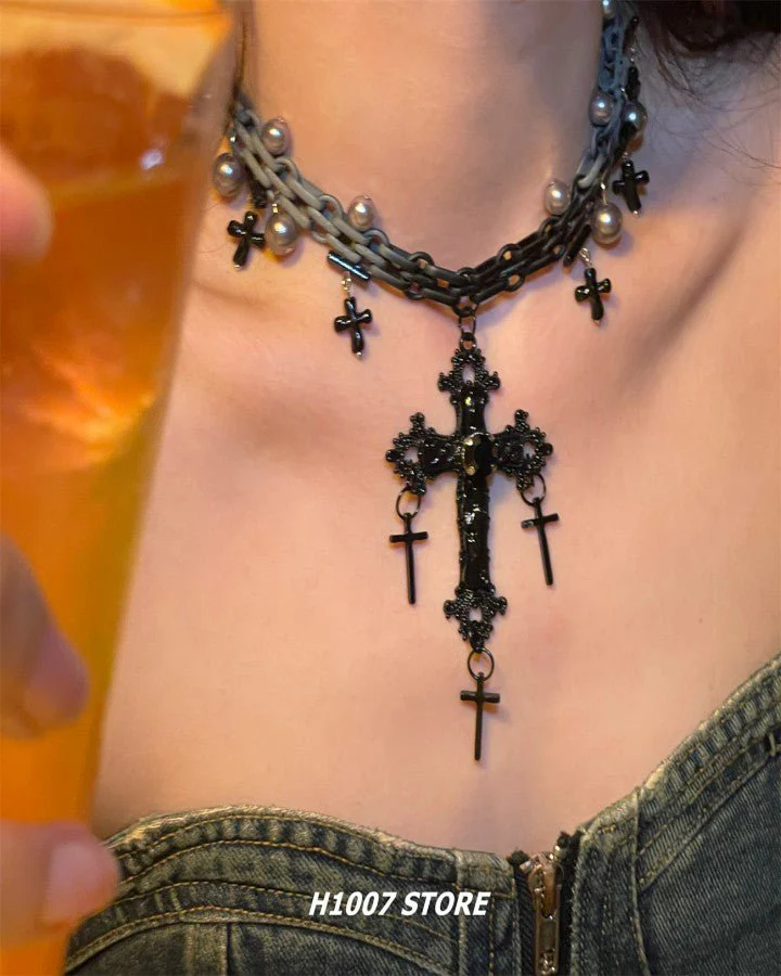 Gothic Cross Layered Necklace - Image 4