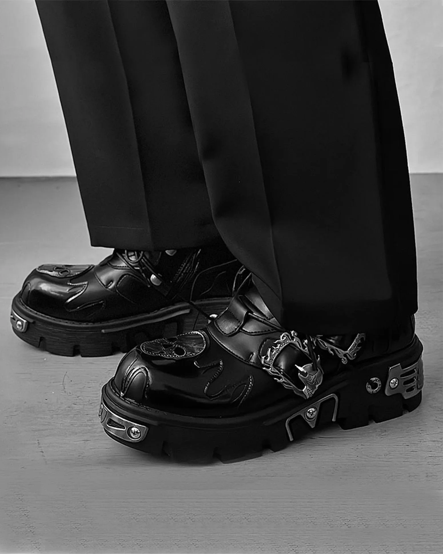 Gothic Punk Chunky Sole Metal Decor Boots - Image 2
