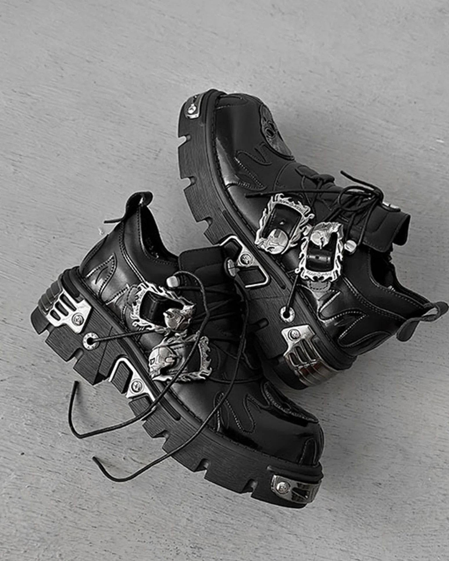 Gothic Punk Chunky Sole Metal Decor Boots - Image 4
