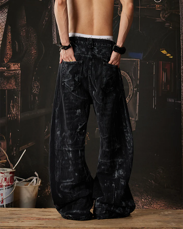 High-Street Distressed Curved-Leg Denim Jeans - Image 6