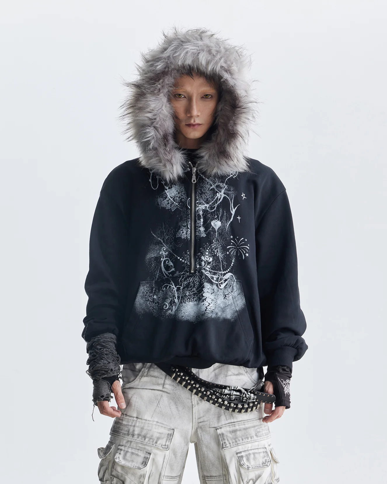 Lightweight Fuzzy Printed Half-Zip Cropped Hoodie - Image 6