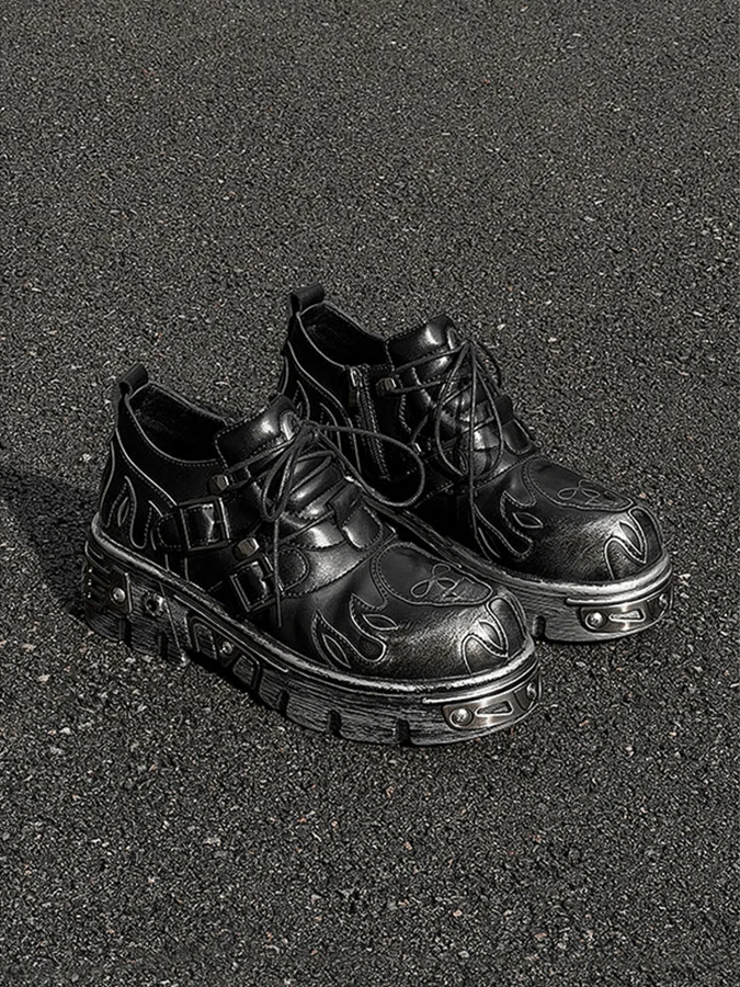 Gothic Skull Flame Buckle Platform Boots - Image 2