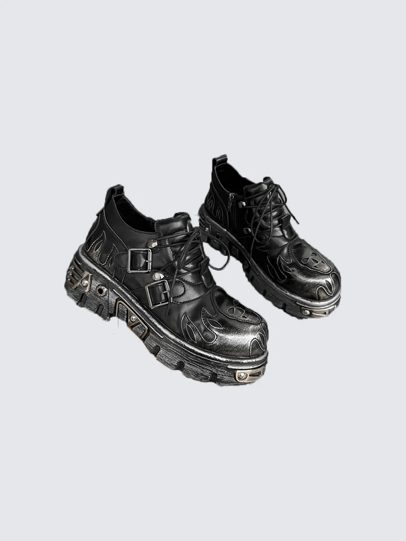 Gothic Skull Flame Buckle Platform Boots - Image 3