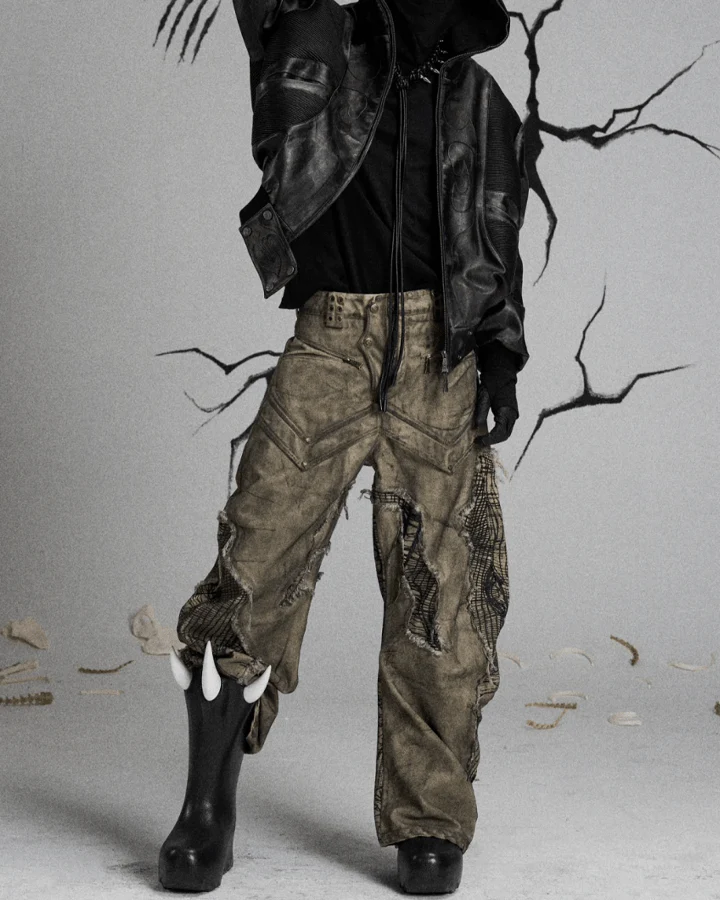 Tactical Textured Wide-Leg Cargo Pants - Image 4