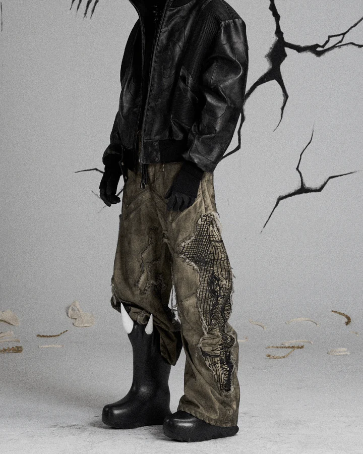 Tactical Textured Wide-Leg Cargo Pants - Image 5