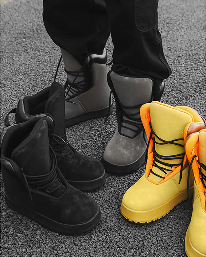 Trendy Oversized High-Top Puffer Boots - Image 2