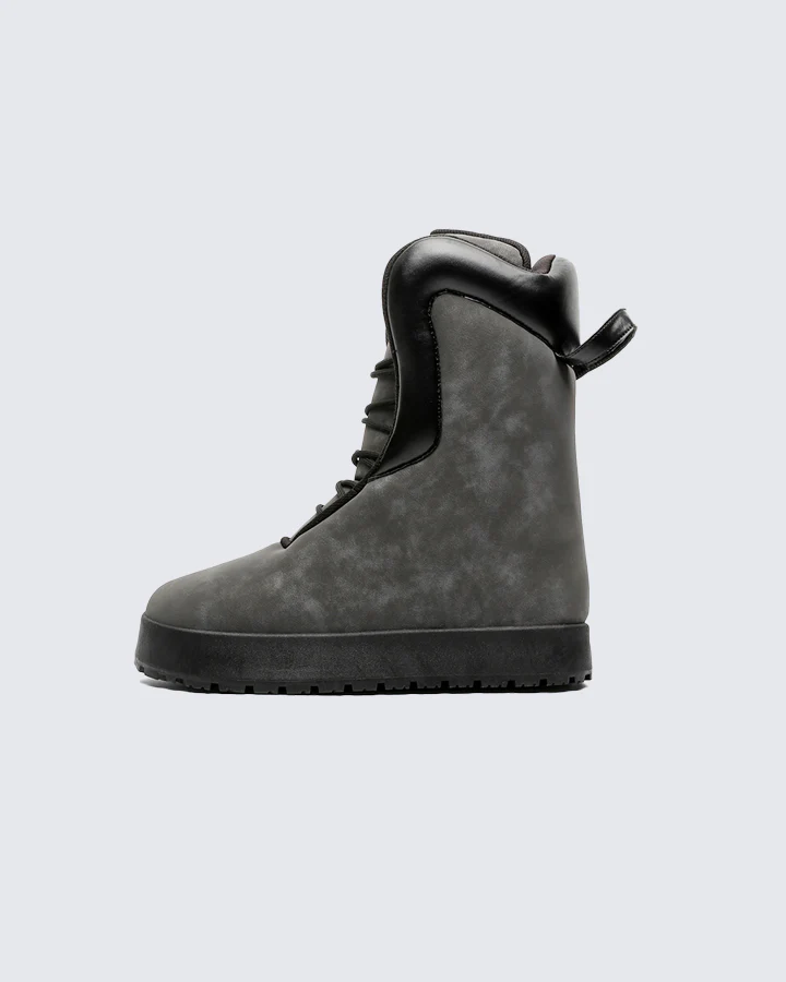 Trendy Oversized High-Top Puffer Boots - Image 5