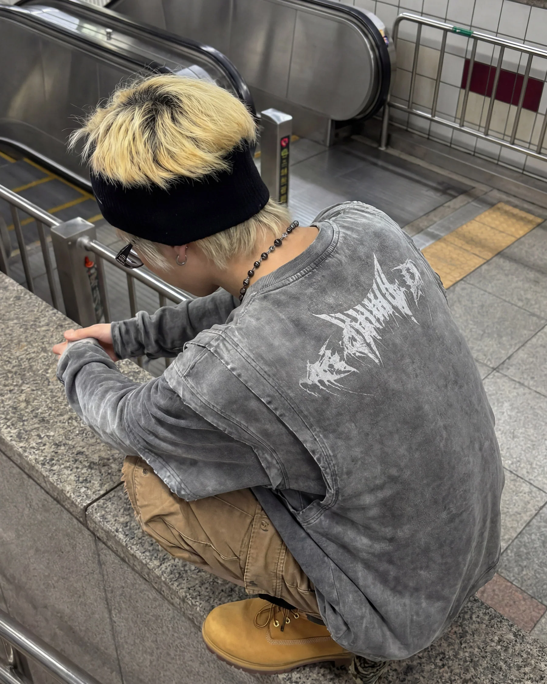 KIIKIO-Vintage Washed Layered Long-T-Shirt - Image 11