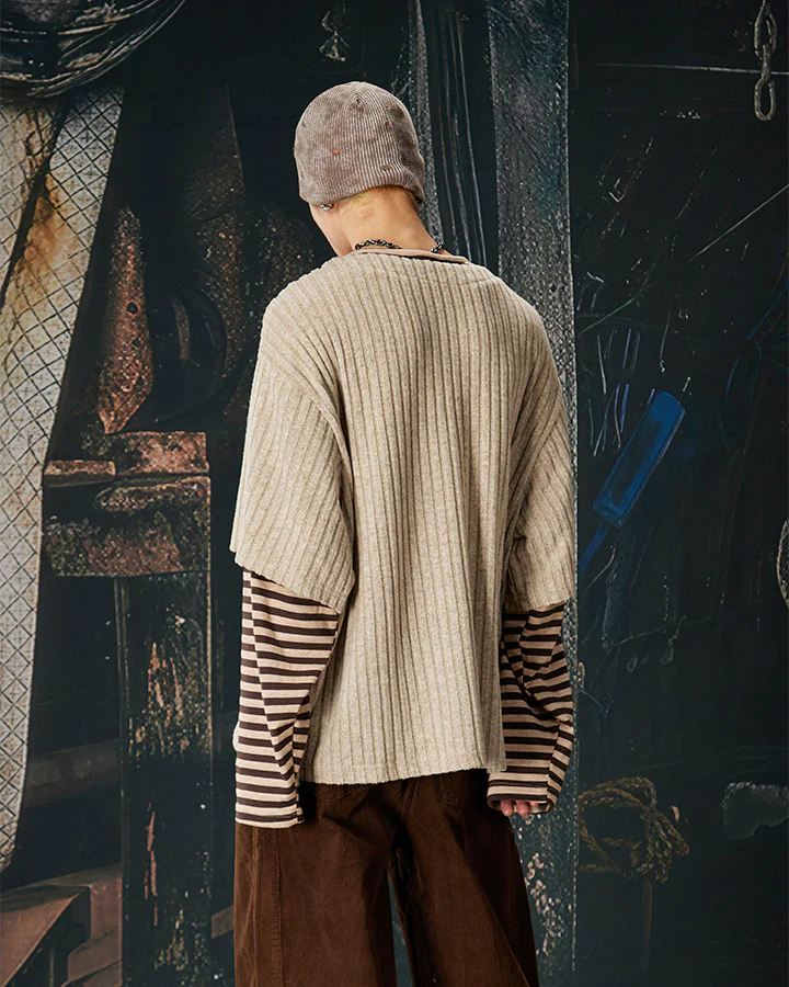 Layered Graphic Ribbed Long Sleeve T-Shirt - Image 8