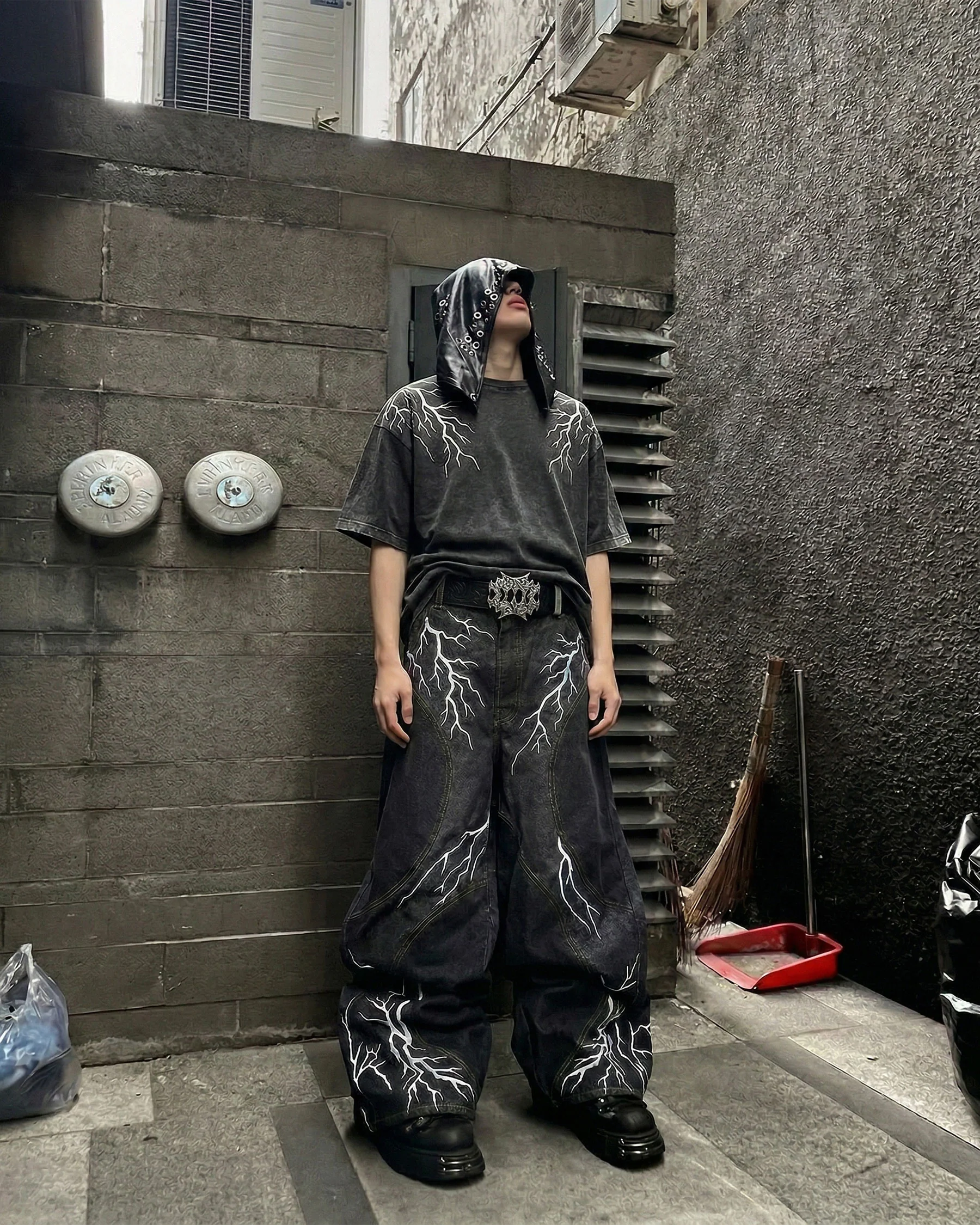 LIGHTNING Series | Double-Sided Embroidery Raw Denim - Image 9
