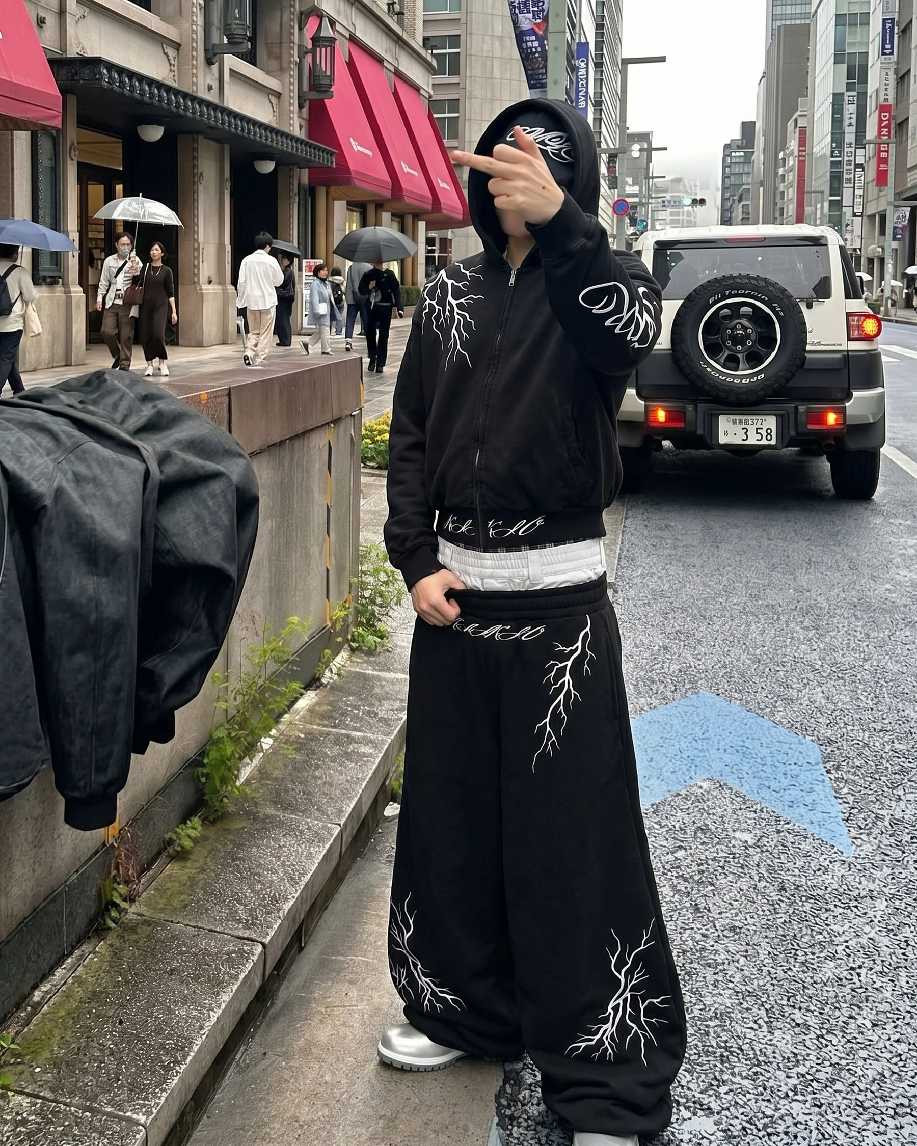 LIGHTNING Series | Layered Waist Wide-Leg Sweatpants - Image 11