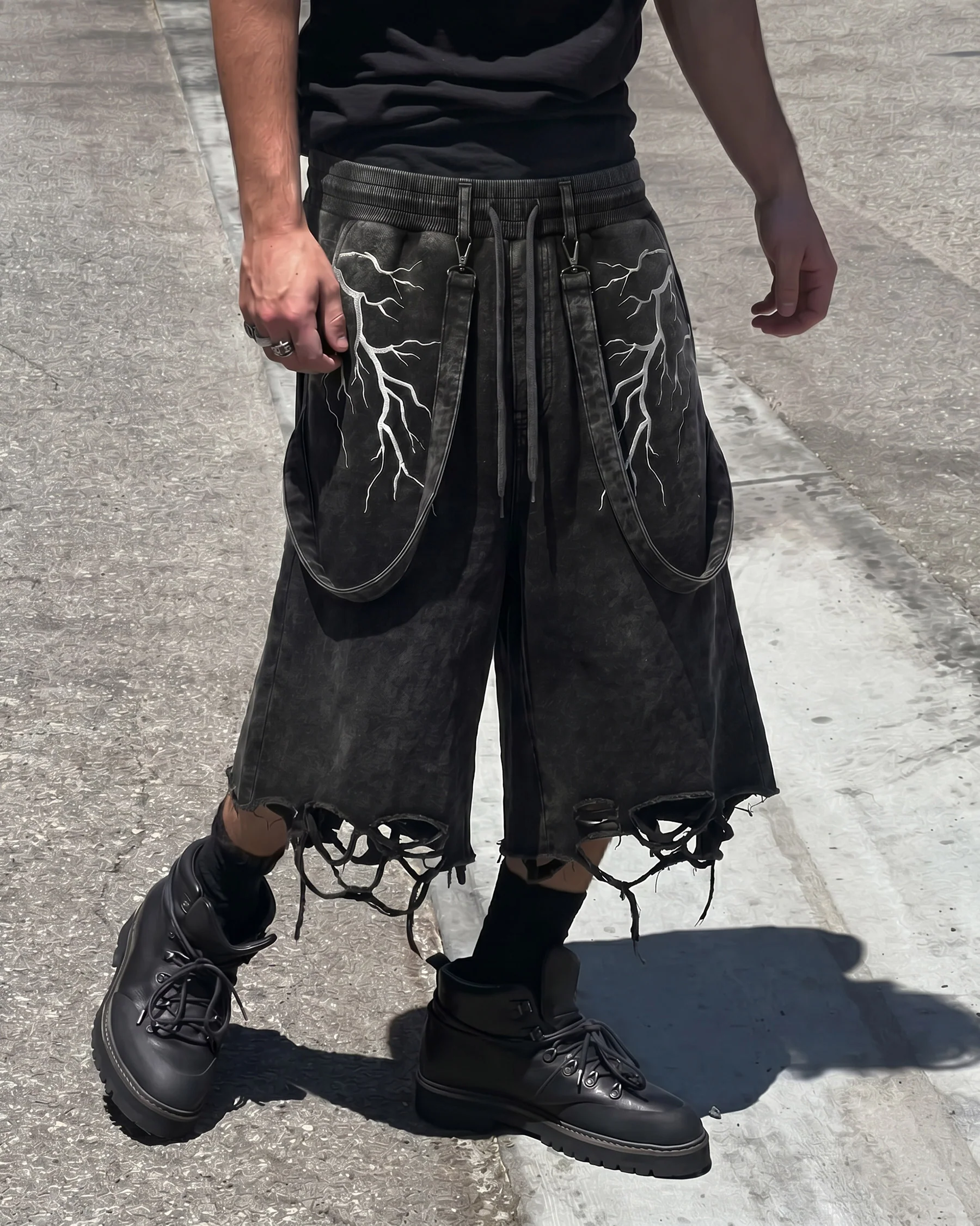 LIGHTNING Series | New Strap Wide-Leg Shorts - Image 10