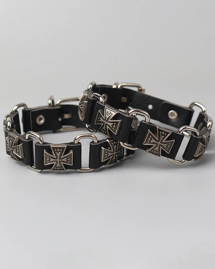 Minimalist Punk Gothic Bracelet - Image 2