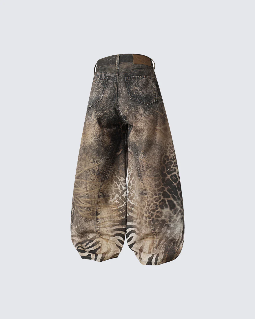 New Arrival Vintage Printed Wide-Legged Jeans - Image 4