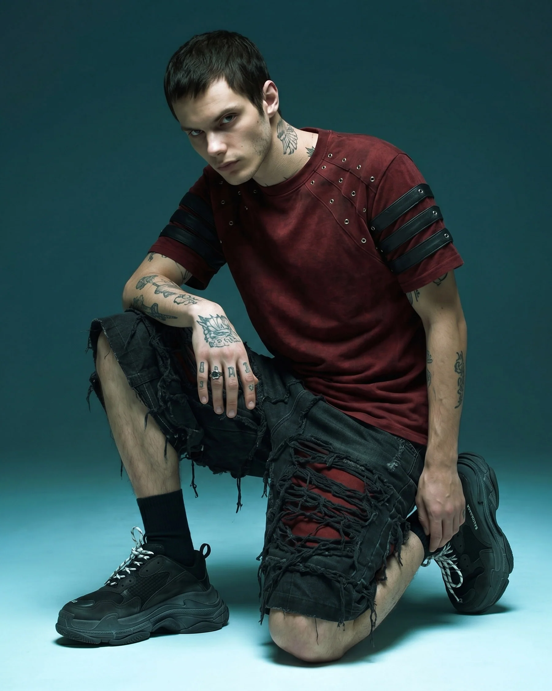 New Raw Hem Ripped Black Jean Shorts - Image 7