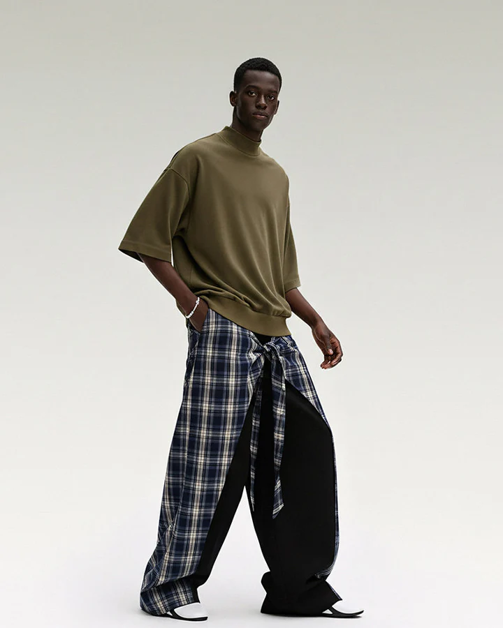 New Minimal Mock Neck Short Sleeve T-Shirt - Image 6
