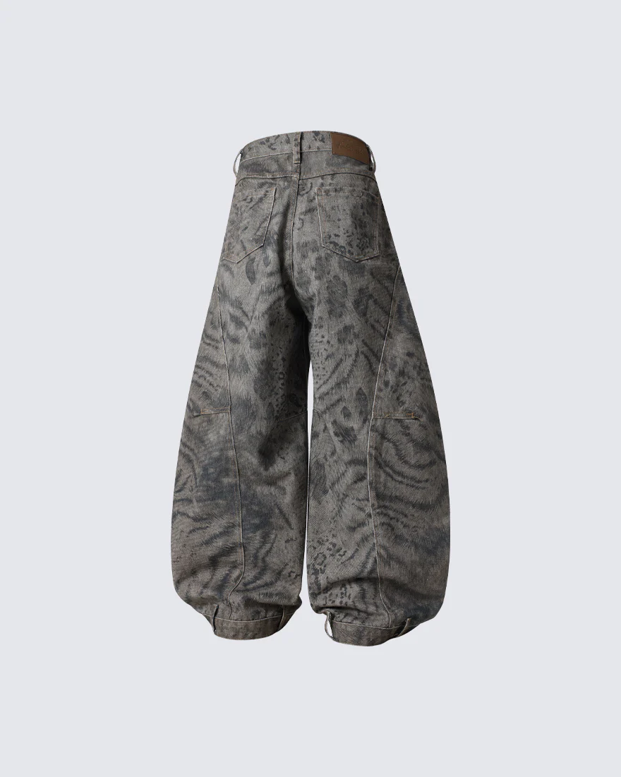 New Vintage Printed Wide-Legged Jeans - Image 2