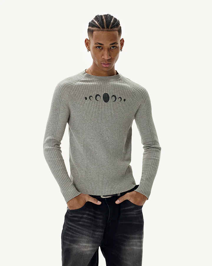 New Vintage Slim-Fit Knit Long Sleeve Sweater - Image 5
