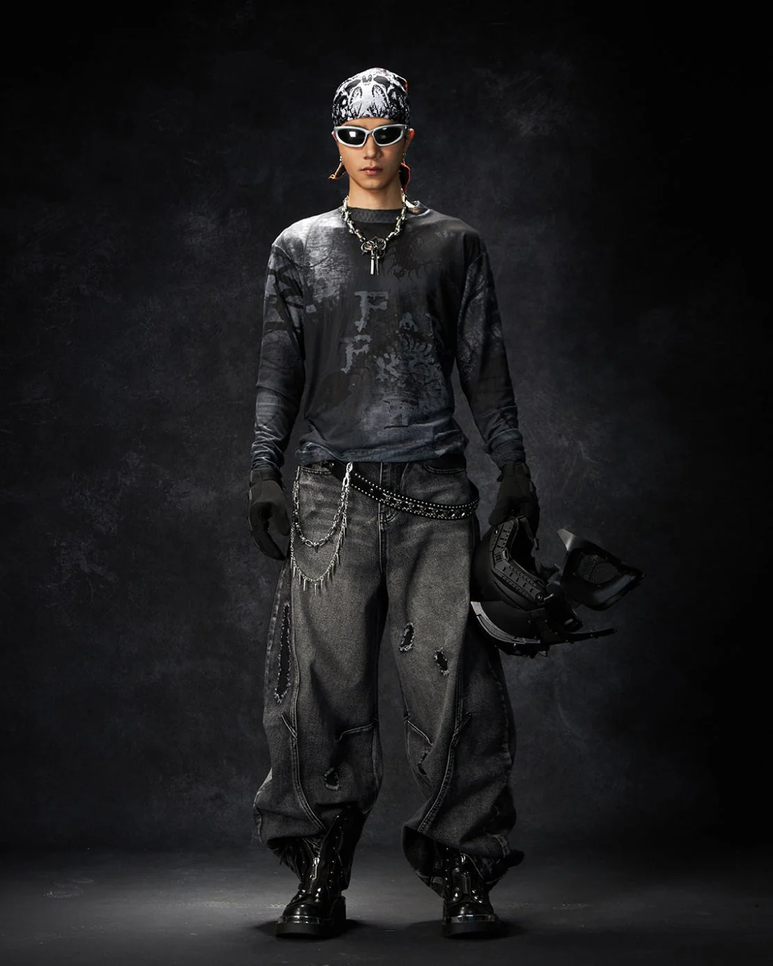 Original Hollow-Out Street Slim Fit Tee - Image 2