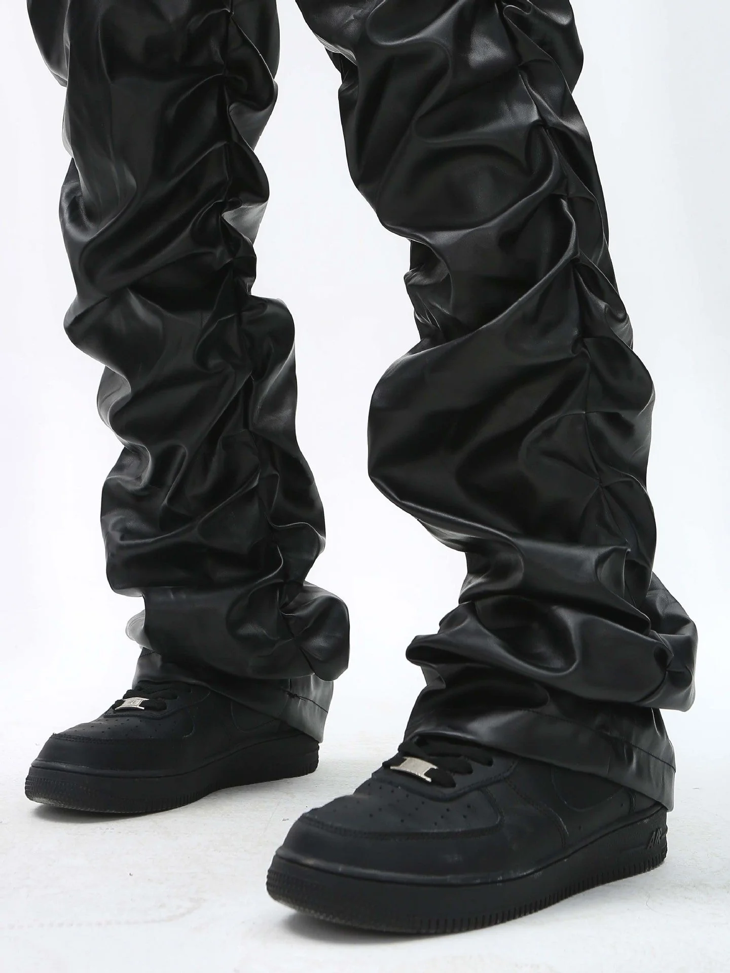 Pleated Pu Jeans - Image 4
