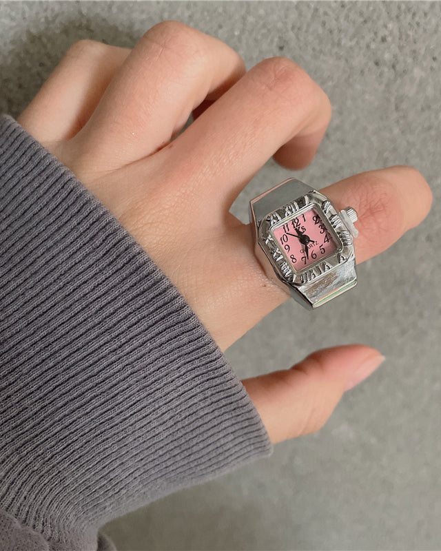 Punk-Inspired Quartz Watch Ring - Image 11