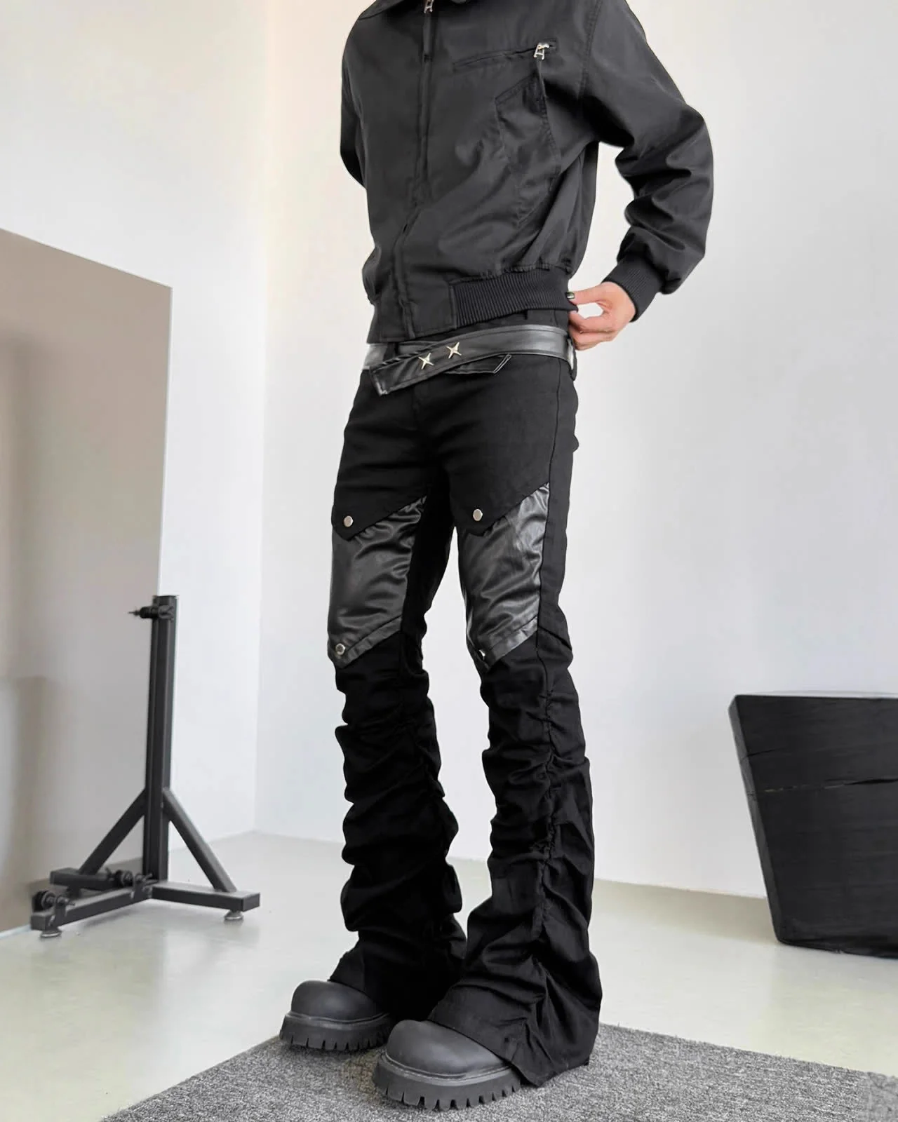 Retro Panel Stacked Cotton Pants - Image 2
