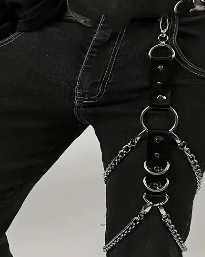 RockHip-Hop Waist Chain Accessory - Image 3