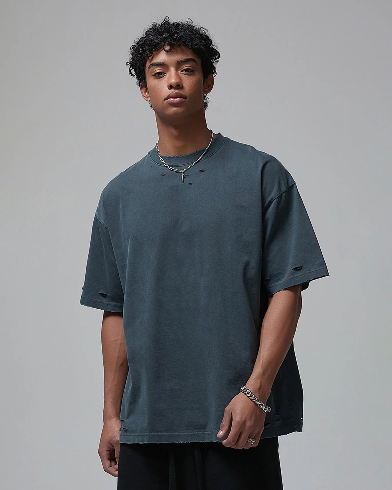 Street Fashion Distressed Short Boxy Tee - Image 10