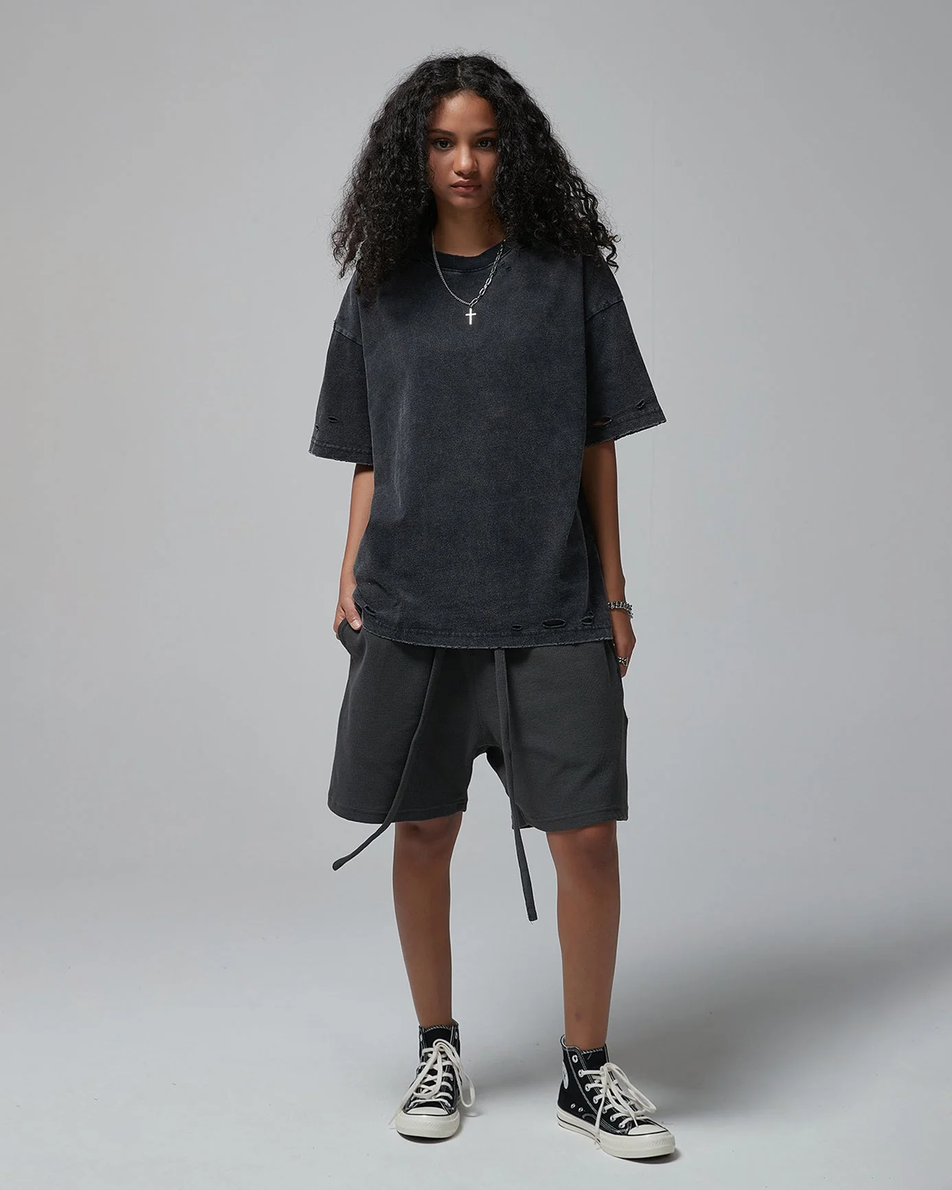 Street Fashion Distressed Short Boxy Tee - Image 7