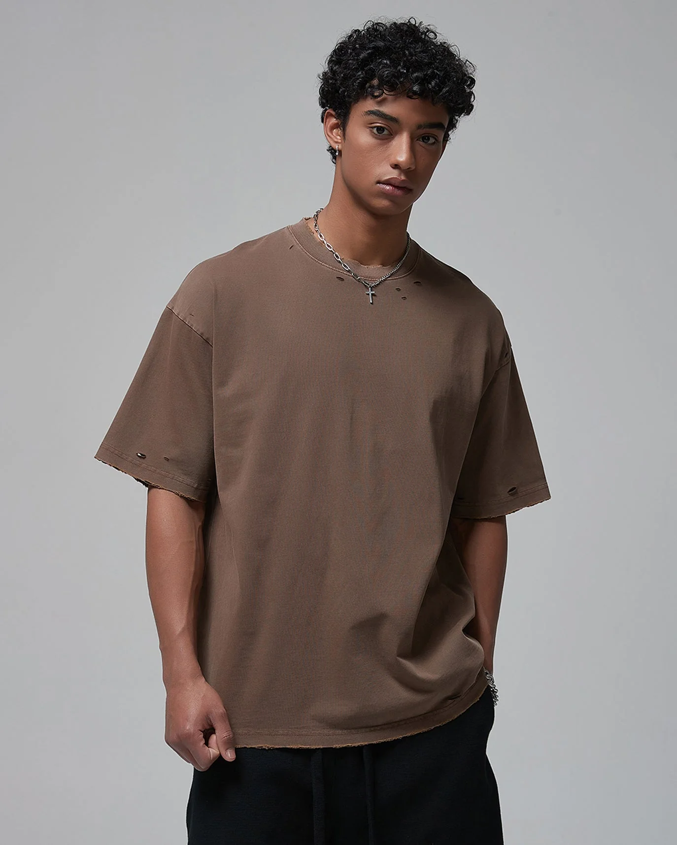 Street Fashion Distressed Short Boxy Tee - Image 8