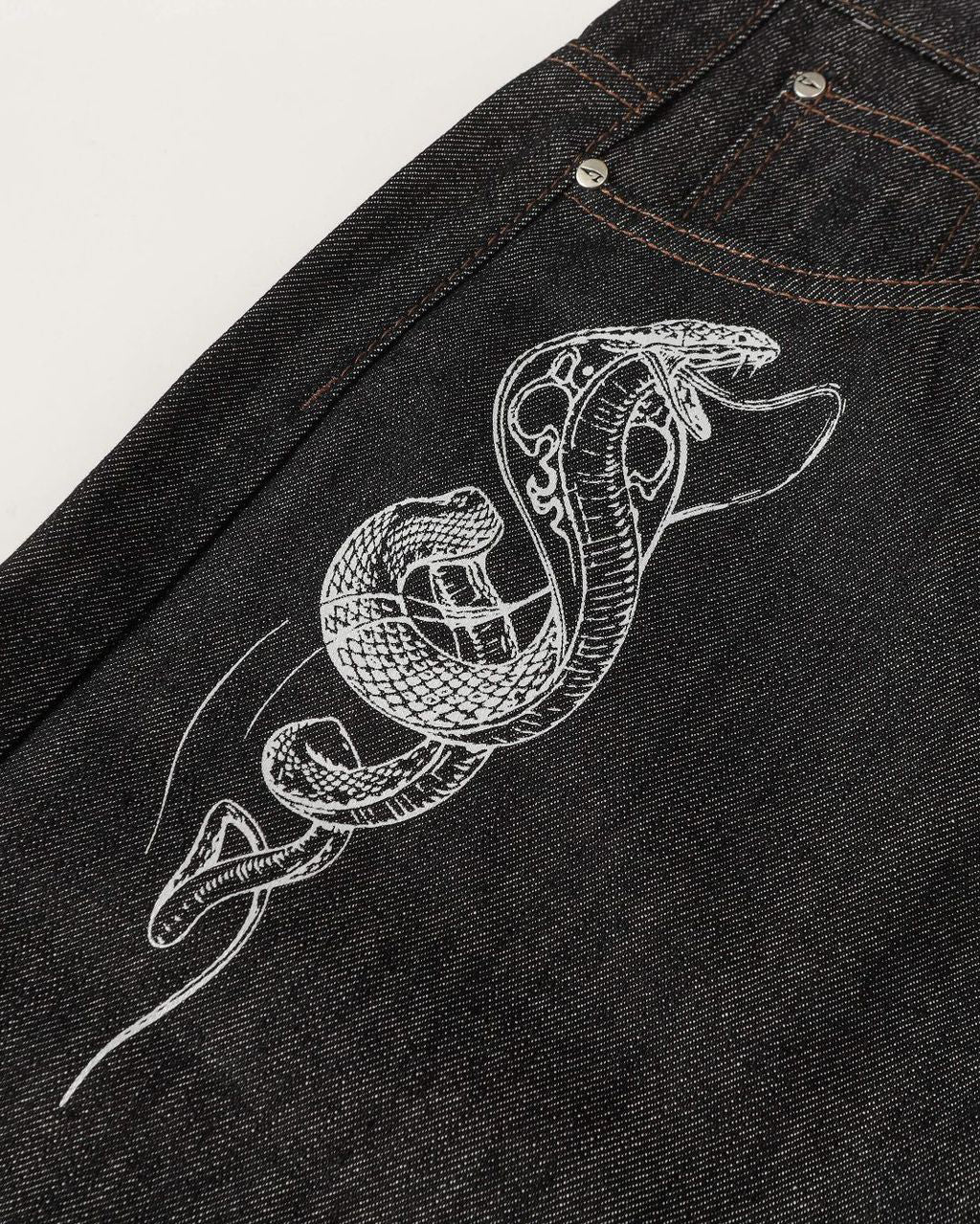 Street Style Snake Embroidery Denim Pants - Image 4