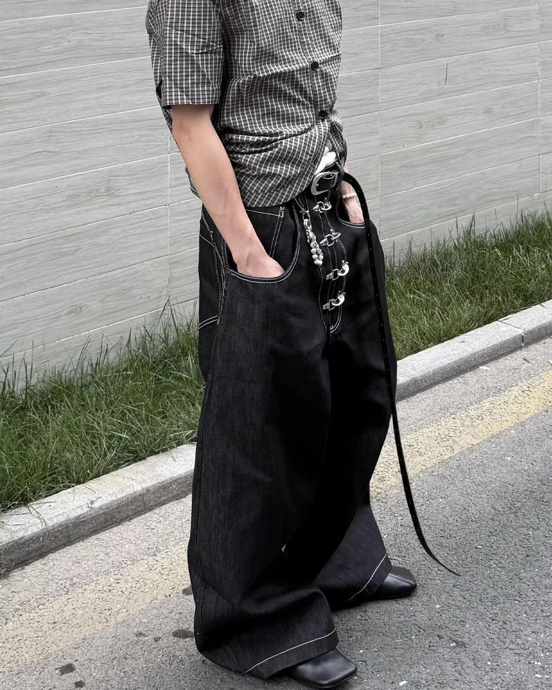 Vintage Buckle Baggy Denim Pants - Image 3
