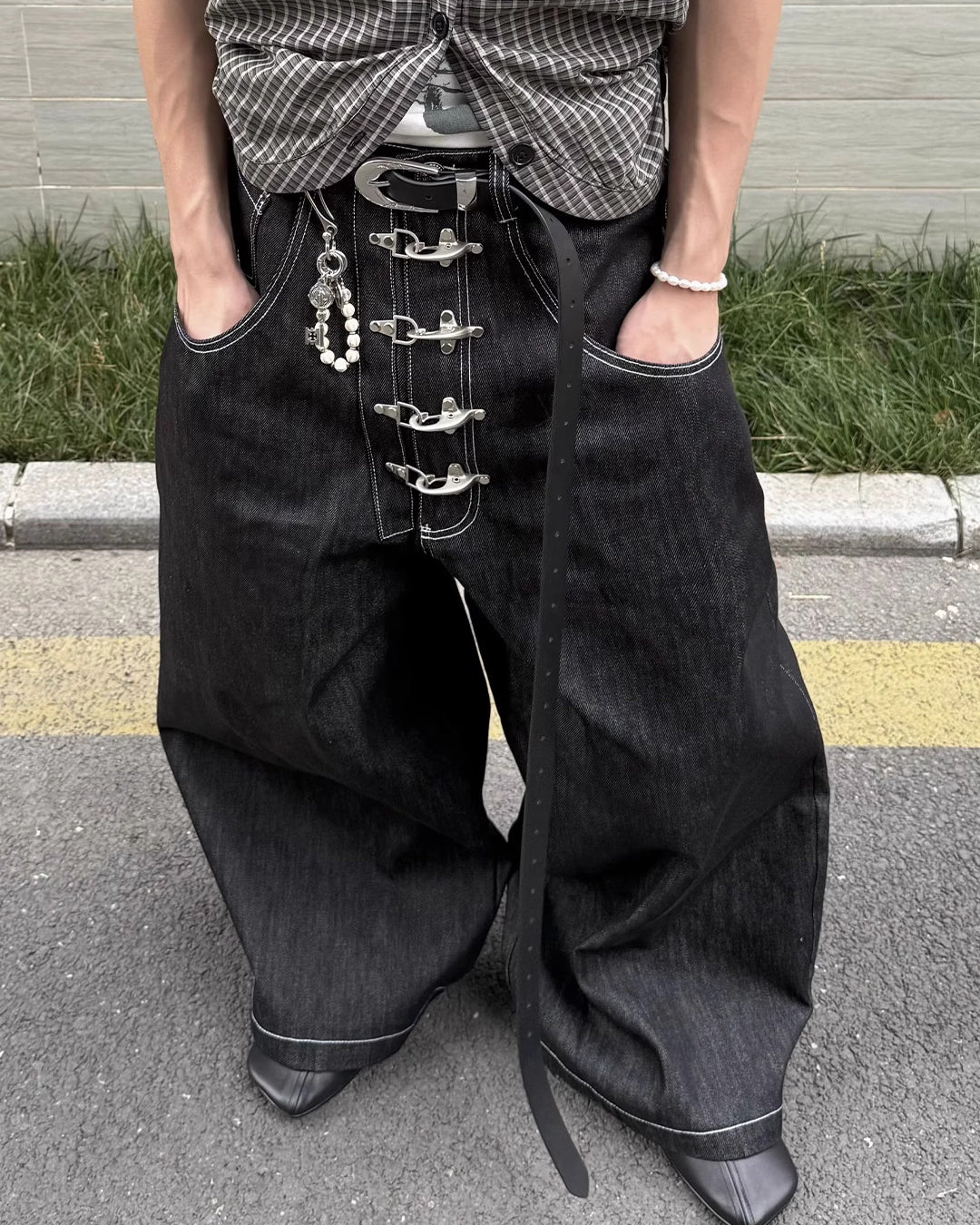 Vintage Buckle Baggy Denim Pants - Image 6