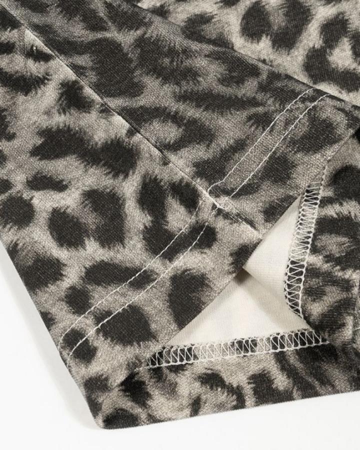 Vintage Leopard Print Crop Casual Tee - Image 6