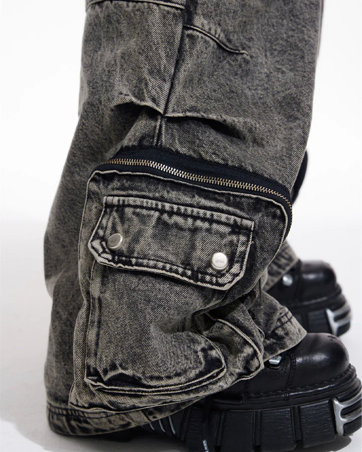 Vintage Multi Pocket Cargo Jeans - Image 12