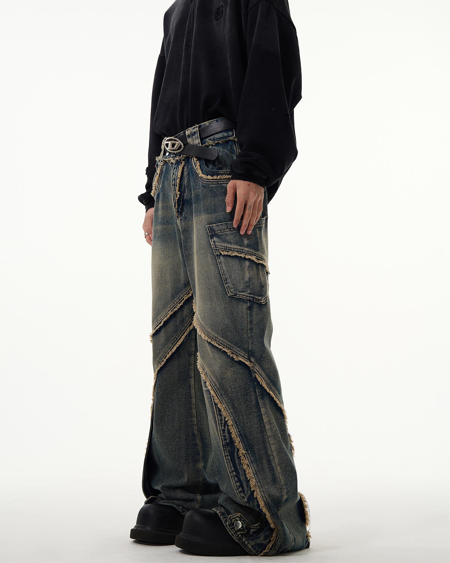 KIIKIO Vintage Raw Edge Jeans - Image 6